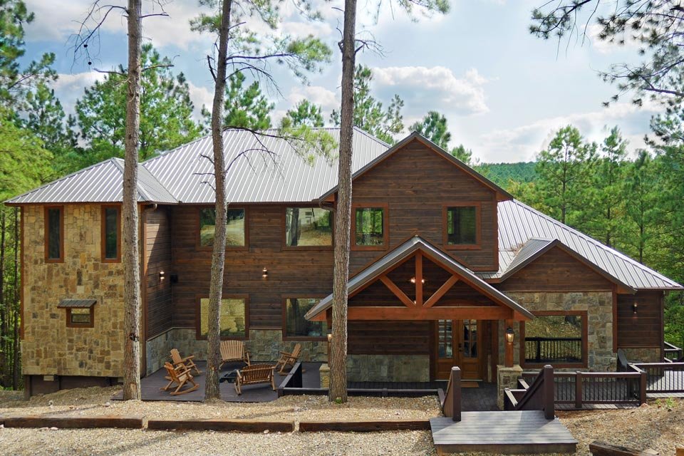 01-Rustic-Mountain-Lodge--Front
